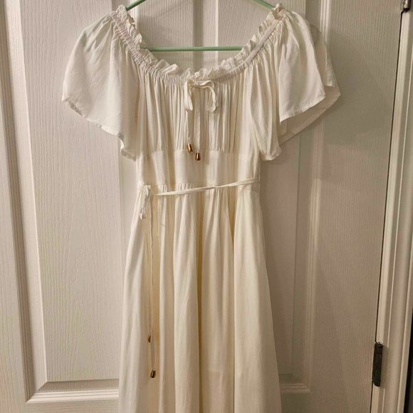 Petal and Pup Luis Off Shoulder Dress - Picture 5 of 7